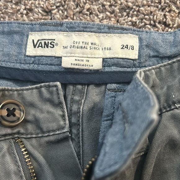 vans cargo/jean shorts - Picture 3 of 3